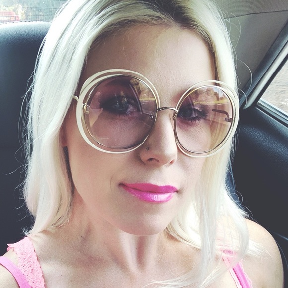 Meet your Posher, Tiffany - Picture 8 of 10